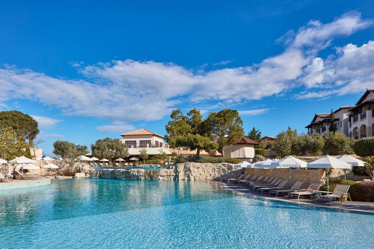 Aphrodite Hills Holiday Residences ภายนอก รูปภาพ